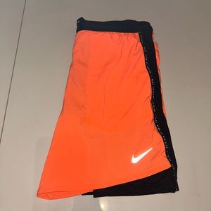 NIKE flex stride run division shorts